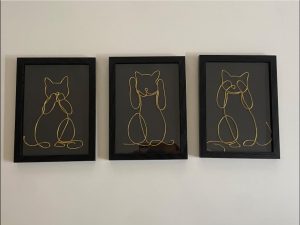 Triptyque chats en fil d’aluminium – décoration murale artisanale ALU'SYL